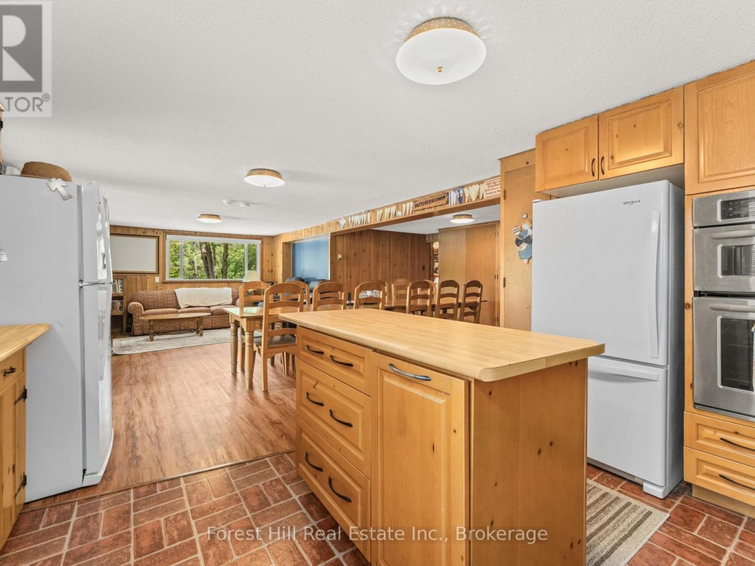 1062 PINE LAKE ROAD, 