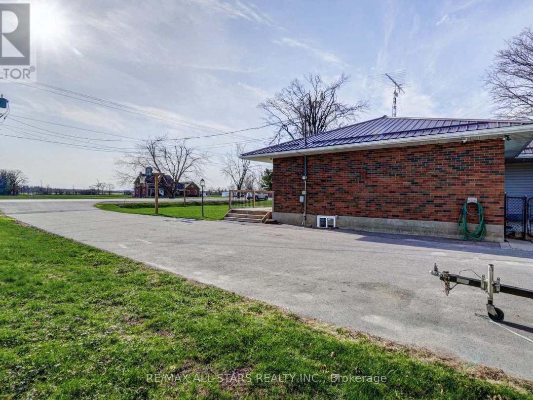 904 ELDON ROAD, Kawartha Lakes (Oakwood)