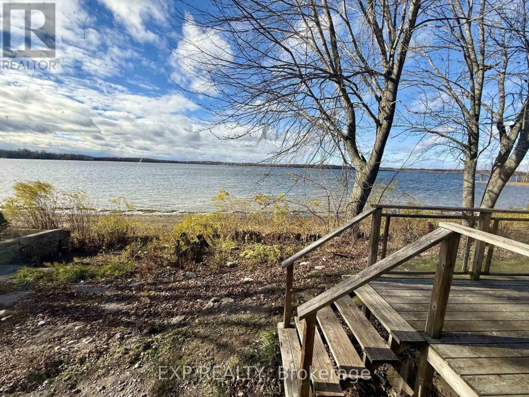 6222 BLUEBIRD STREET, Lake St. John