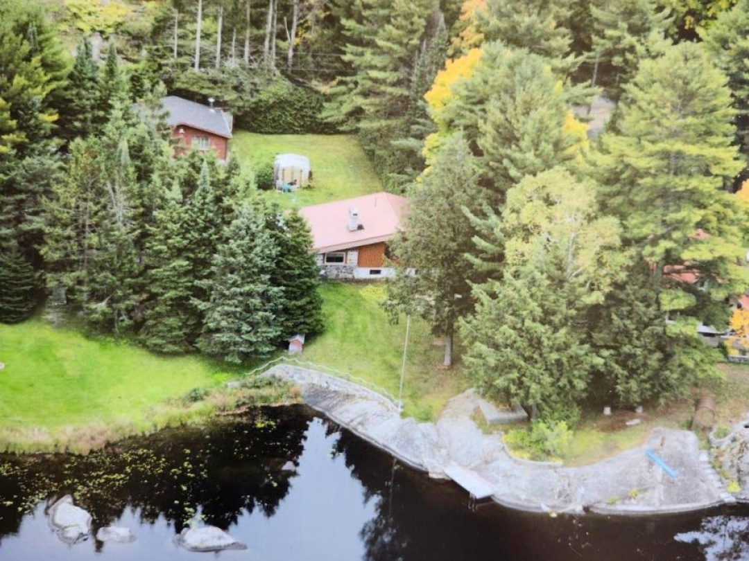 1070 CHAIKOF ROAD, Reay Lake