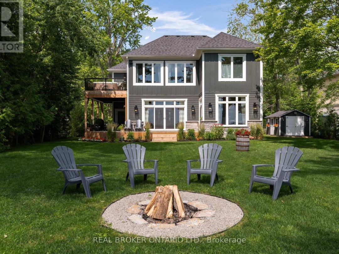 3239 CRESCENT BAY ROAD, 
