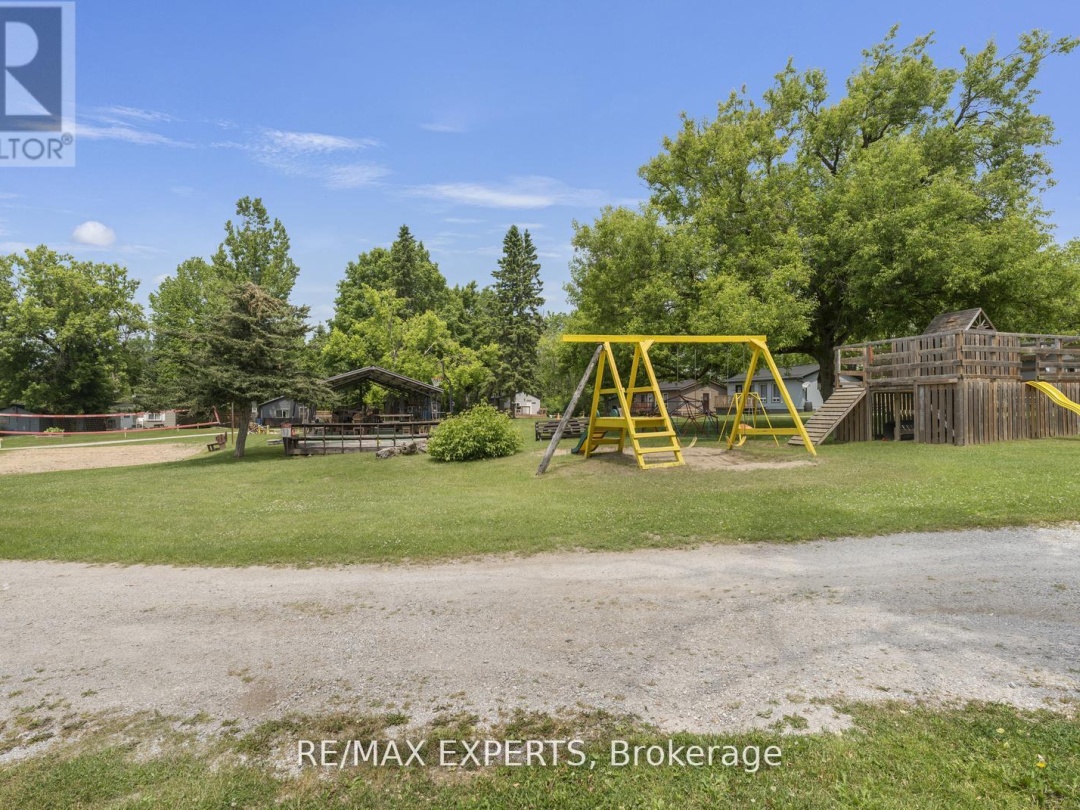 18 - 230-232 LAKE DALRYMPLE ROAD, Dalrymple Lake