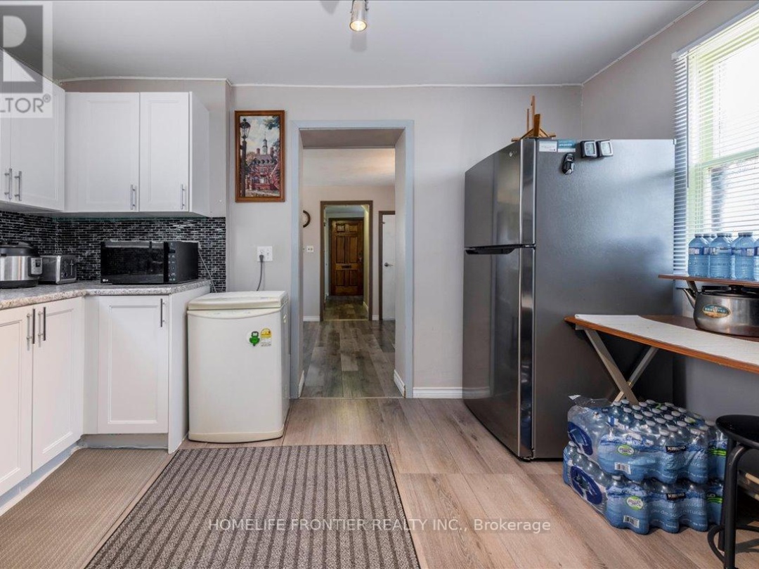 215 OXFORD STREET, Orillia