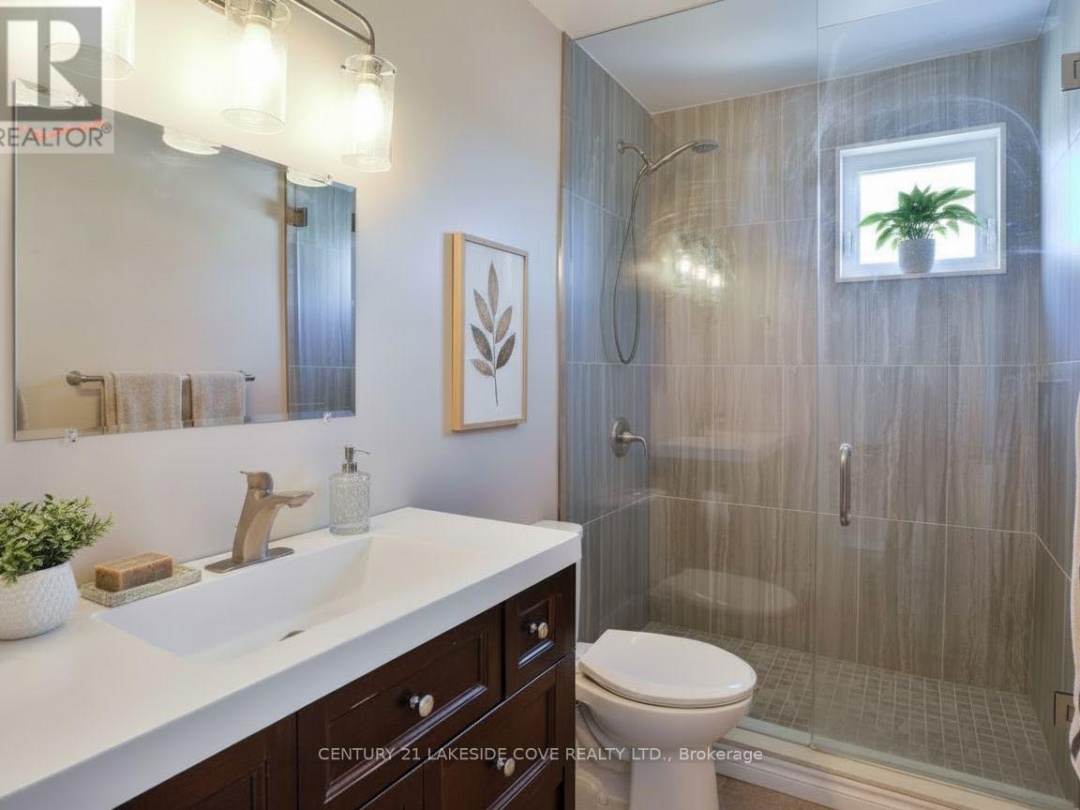 UNIT 27 - 1 PARADISE BOULEVARD S, Lake Simcoe