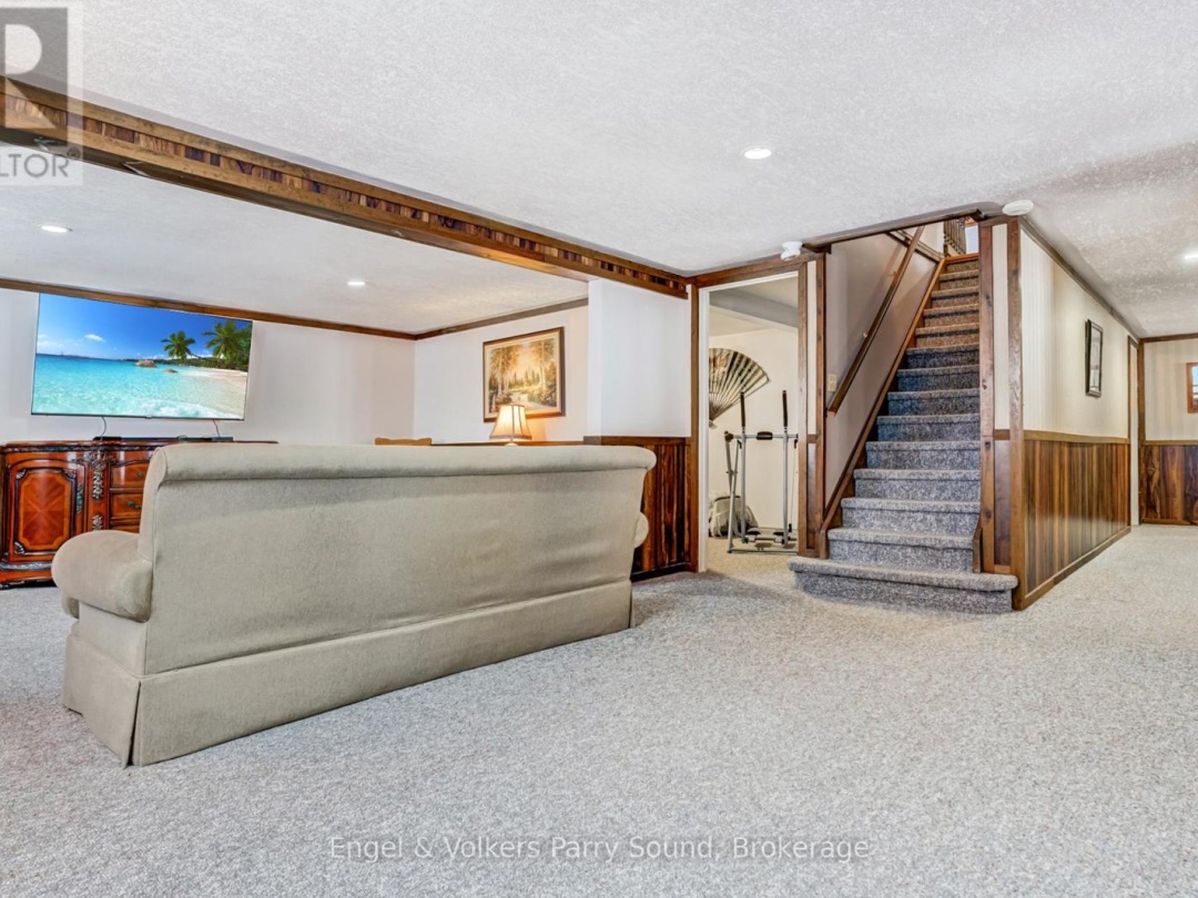 3 SQUIRREL AVENUE, McDougall