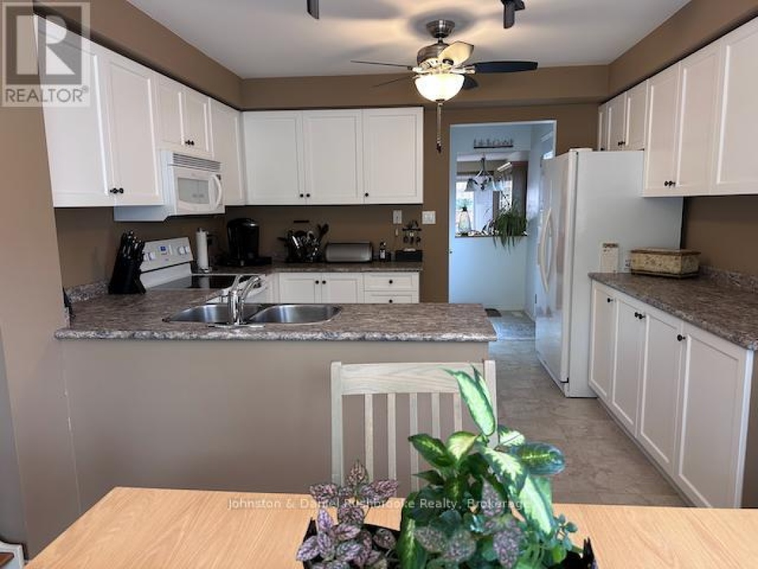 18 SHORELINE DRIVE, 