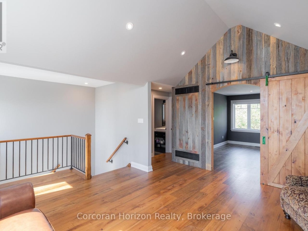 411 CORRIEVALE ROAD S, 
