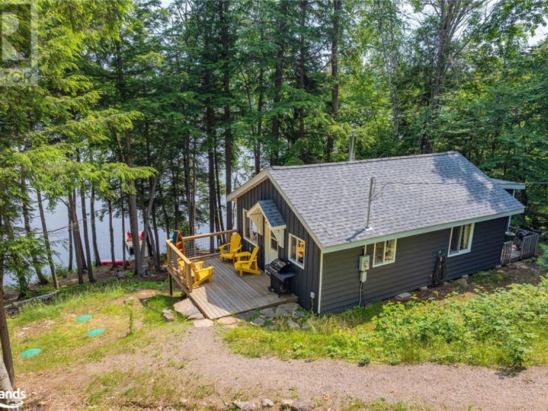 1453 Tock Lane, Otter Lake