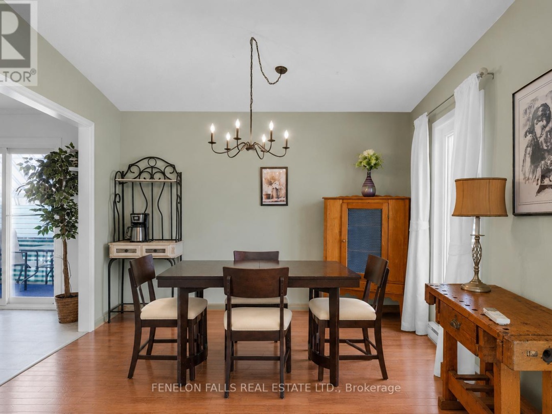 36 JANLISDA DRIVE, Kawartha Lakes (Fenelon Falls)