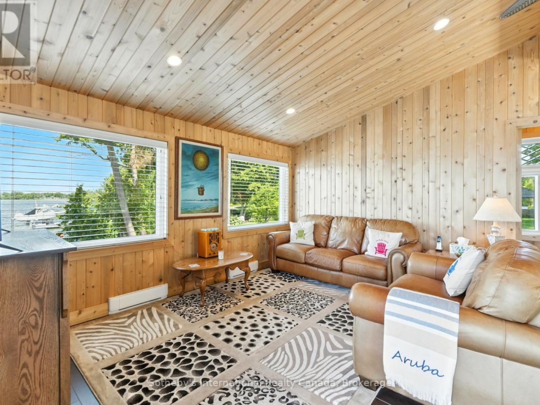 153 CREIGHTON STREET S, Lake Simcoe
