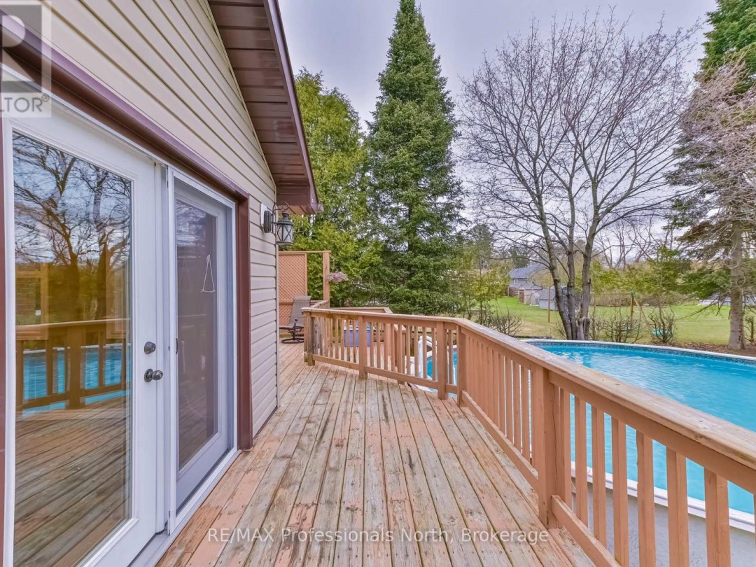 6 KNOB HILL COURT, Minden Hills (Anson)