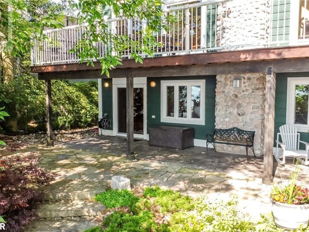 3931 MENOKE BEACH Road, 