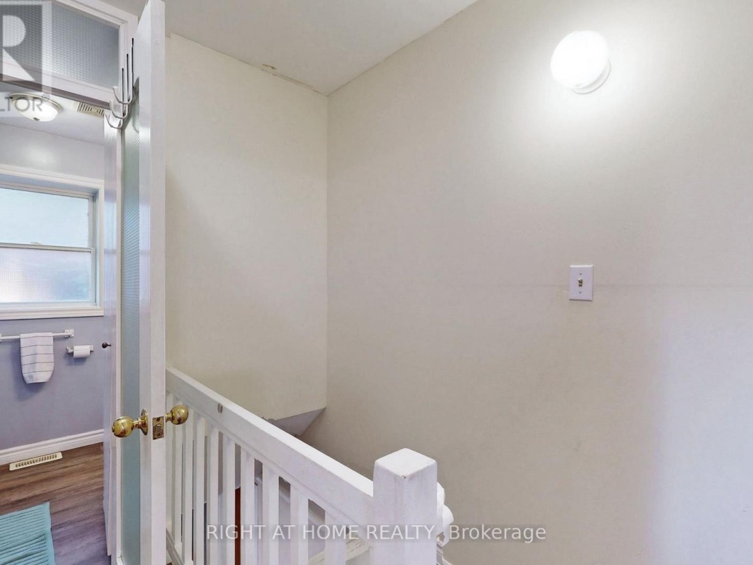 62 ANTIQUARY ROAD, Canal Lake