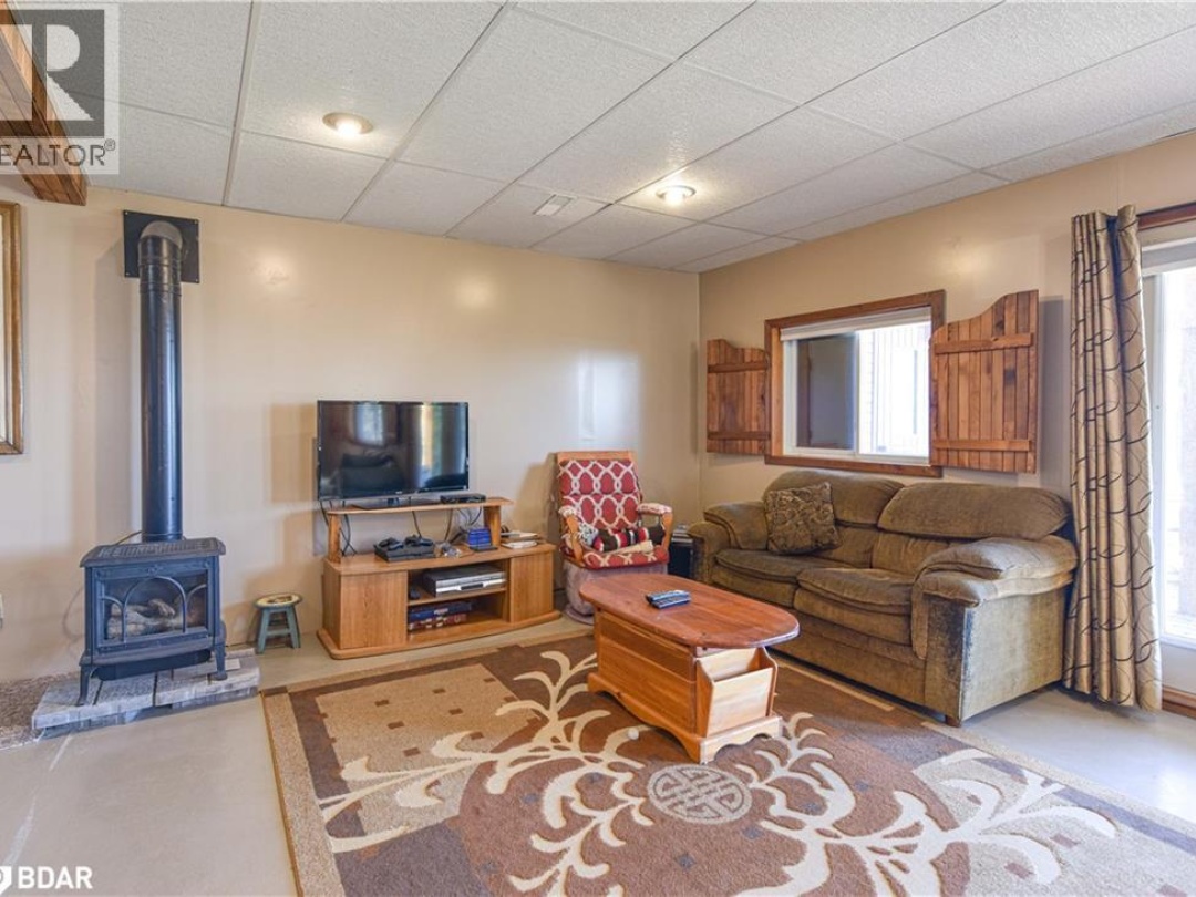 3801 WOOD Avenue, 