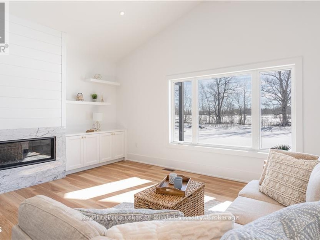 8 MEADOW ACRES ROAD, Oro-Medonte (Warminister)