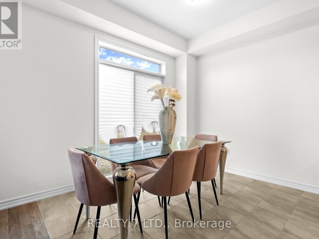32 HILLCROFT WAY, Kawartha Lakes (Bobcaygeon)