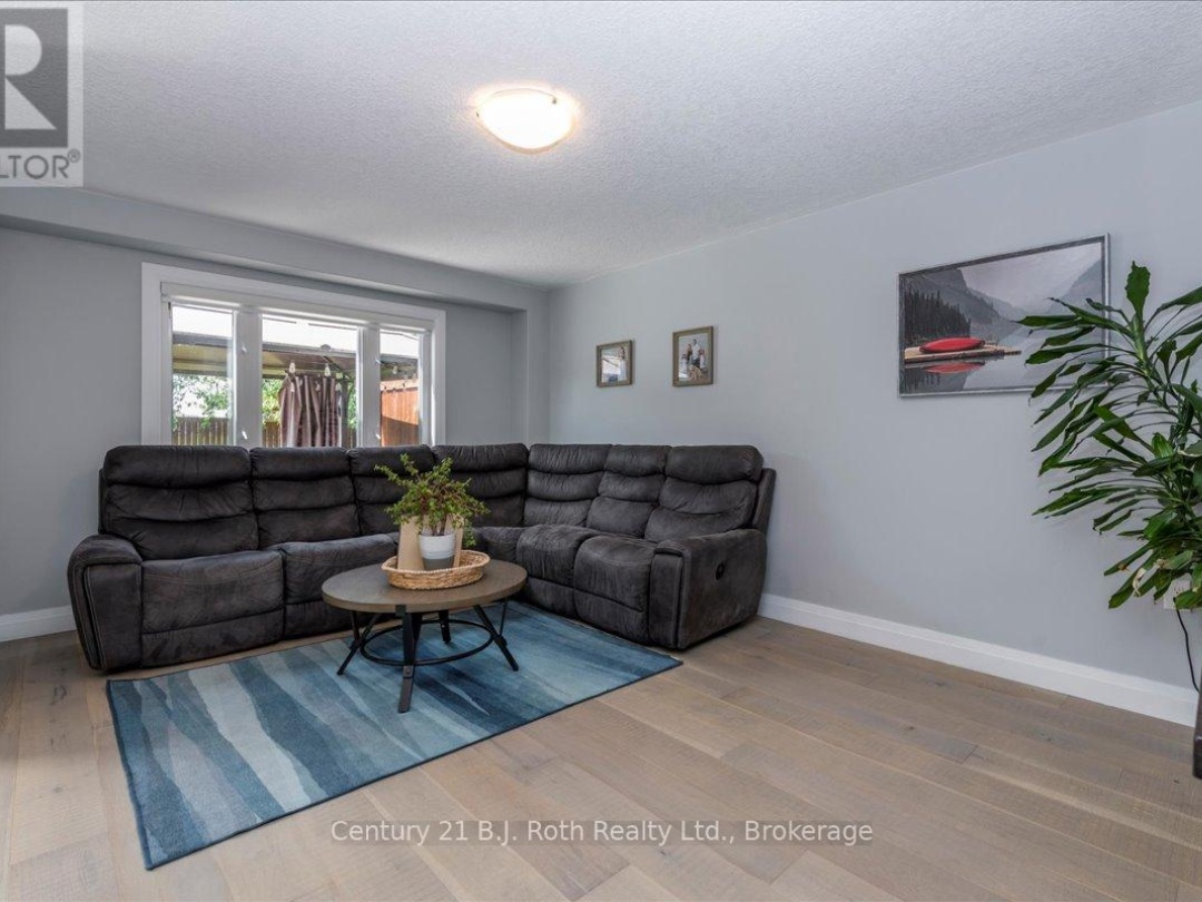 4 SHEPPARD DRIVE, 