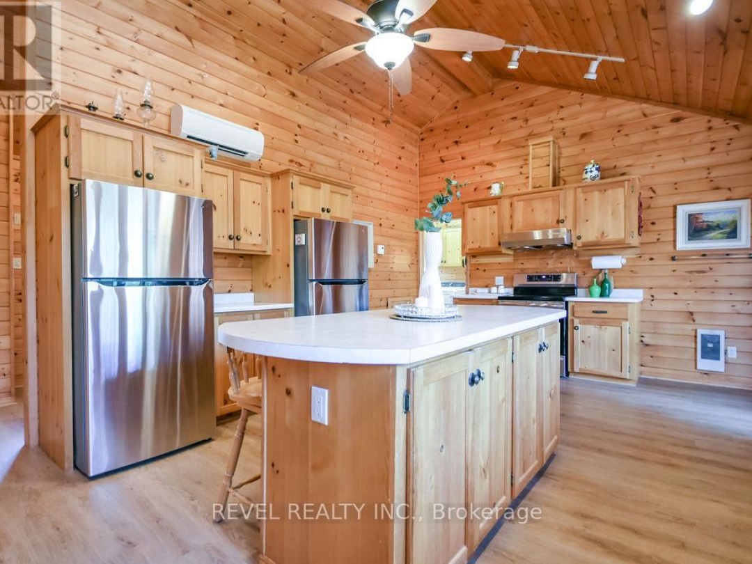 180 LAKE ROAD, Baxter Lake