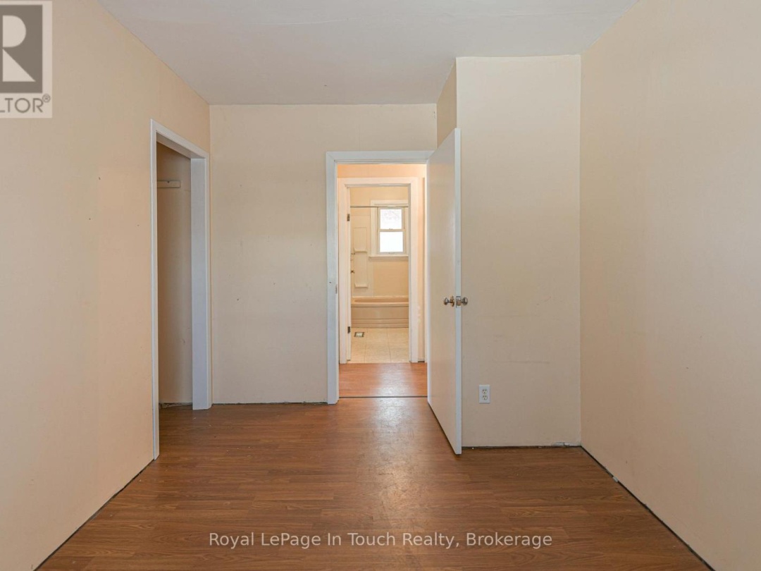 95 WESTMOUNT DRIVE N, 