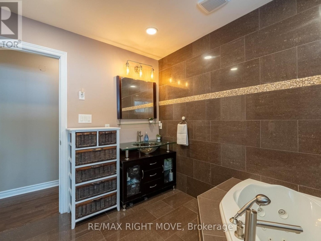 3304 GOLDSTEIN ROAD, Severn (West Shore)