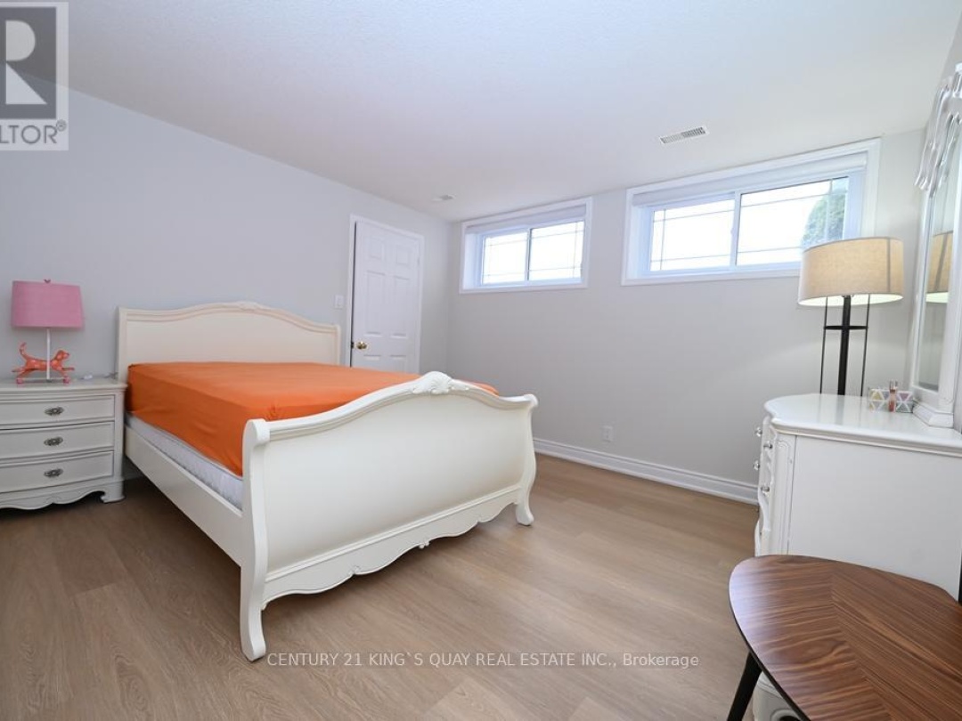 88 BAYSHORE DRIVE, Lake Simcoe