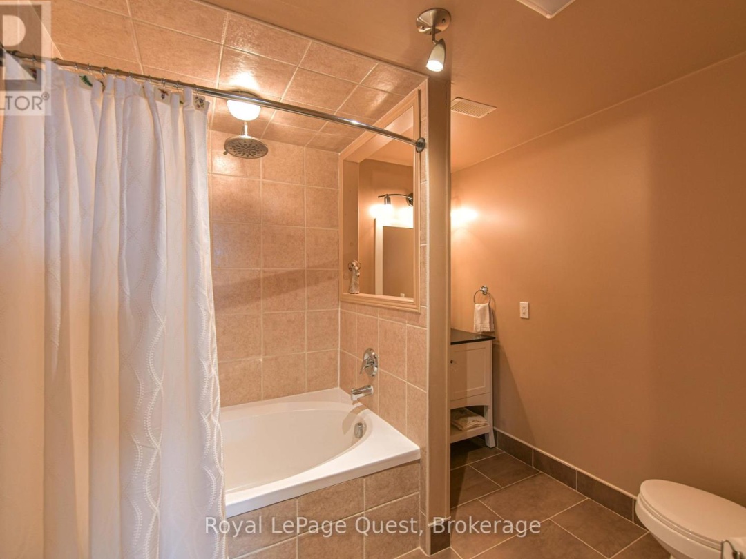 4662 ZACHARY CRESCENT, Ramara (Atherley)