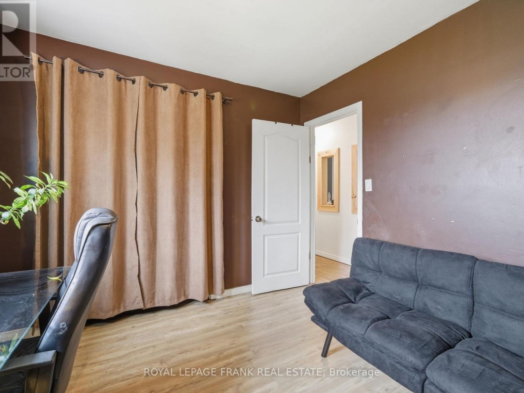 879 LINDEN VALLEY ROAD, Kawartha Lakes (Mariposa)