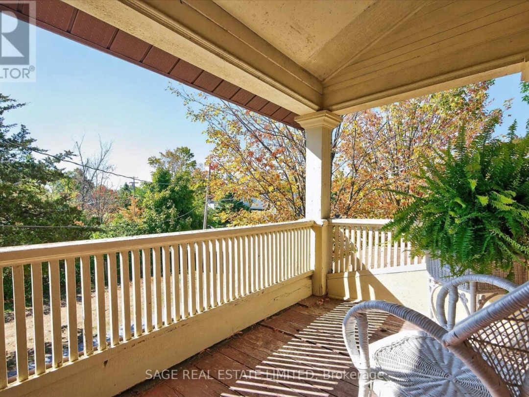 33 JOHN STREET, 