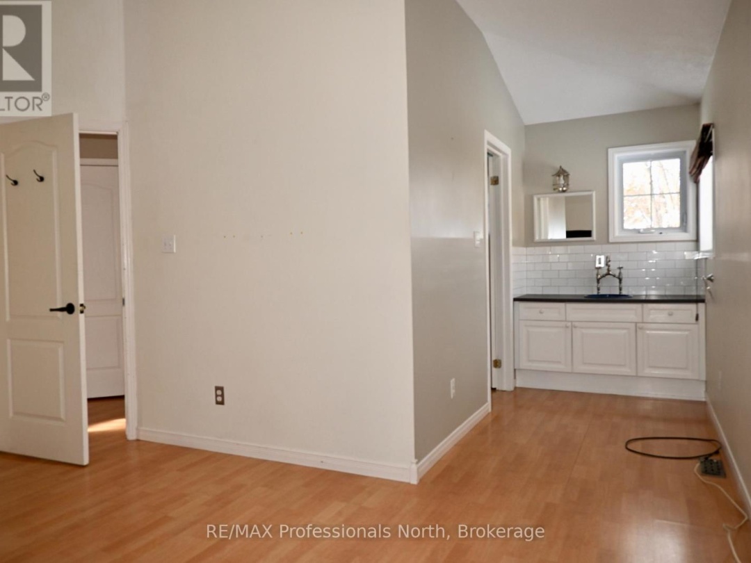 351 CHUB LAKE ROAD, Huntsville (Brunel)