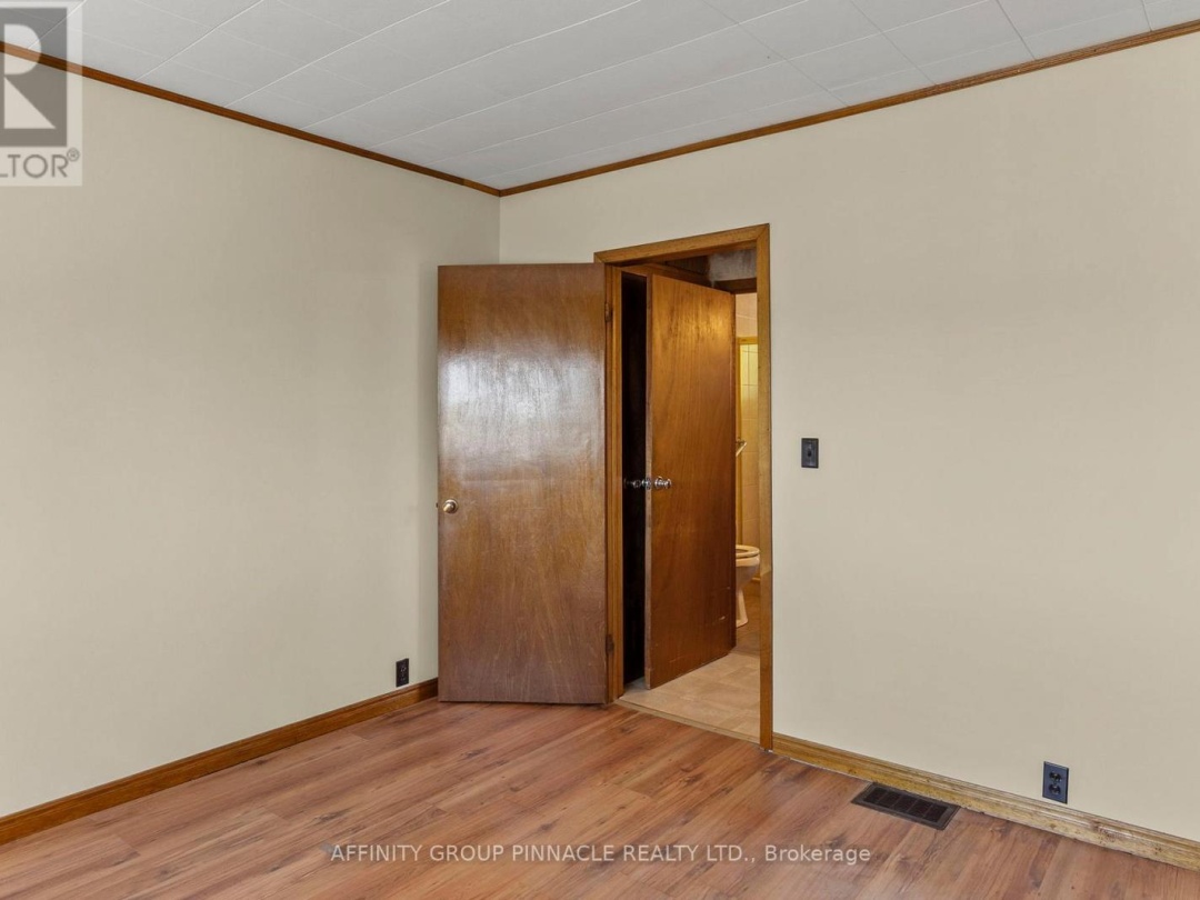 572 COUNTY RD 8 ROAD, Kawartha Lakes (Verulam)