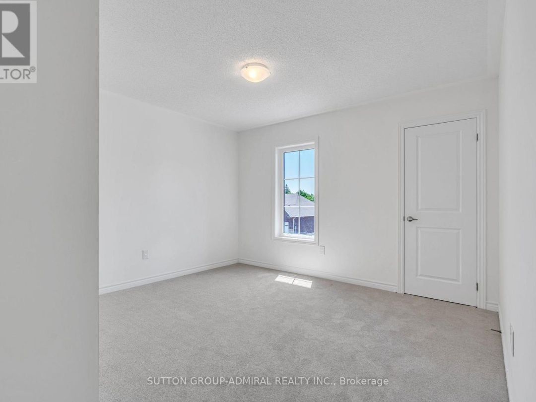 32 HILLCROFT WAY, Kawartha Lakes (Bobcaygeon)