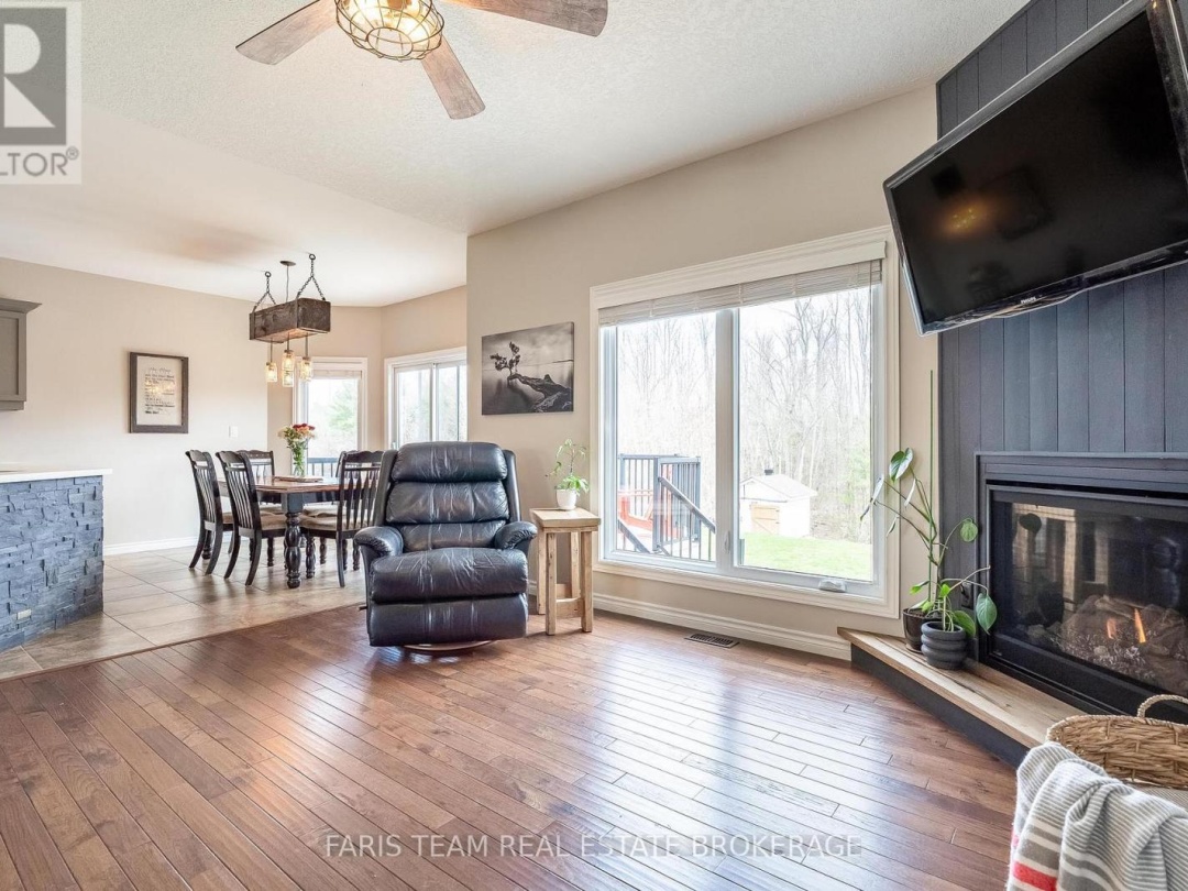 53 BOYD CRESCENT, Oro-Medonte (Moonstone)