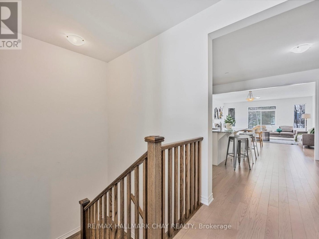 12 DYER CRESCENT, Bracebridge (Macaulay)