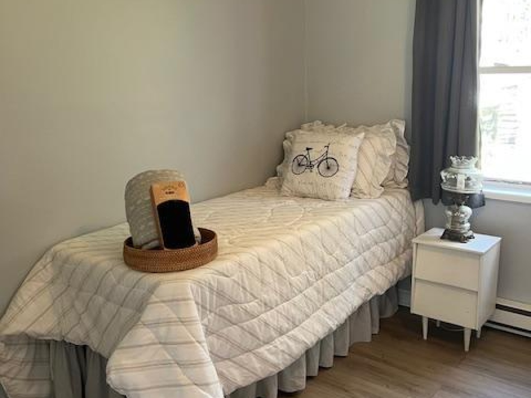 4 AL'S AVENUE, Kawartha Lakes (Laxton/Digby/Longford)
