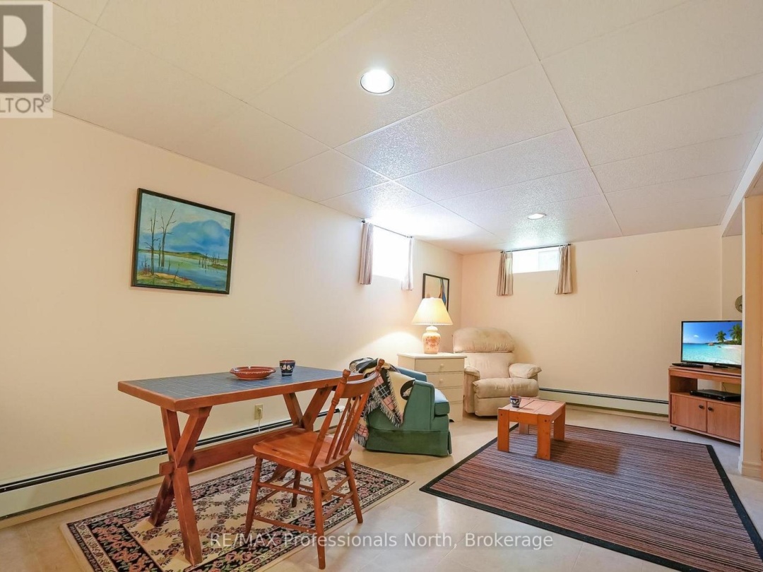 3072 GELERT ROAD, Minden Hills (Snowdon)