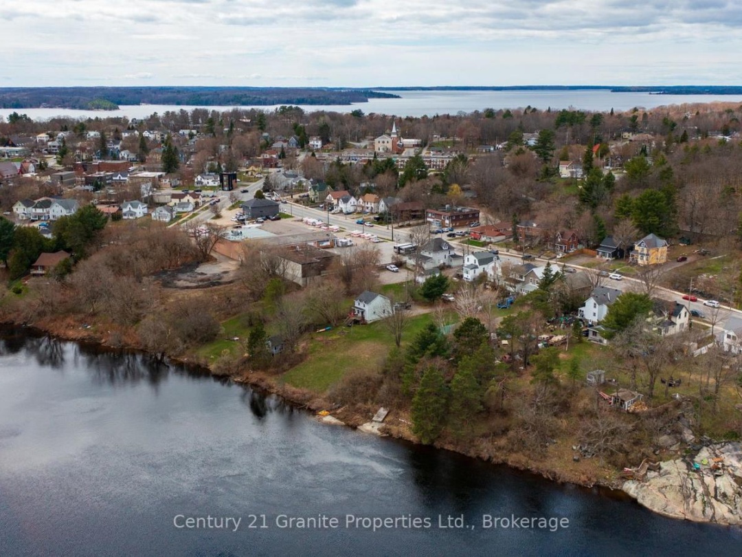 29 WILLIAM STREET, Parry Sound