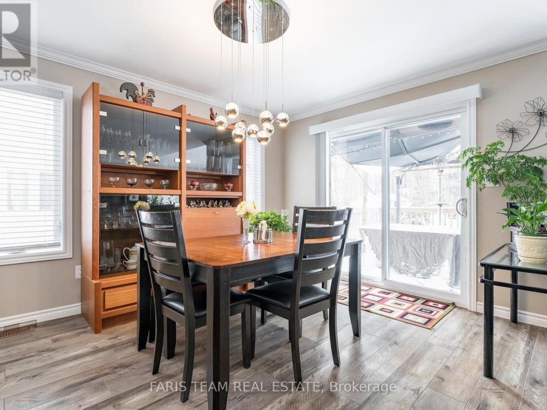 145 Pineridge Gate, Gravenhurst (Muskoka (S))