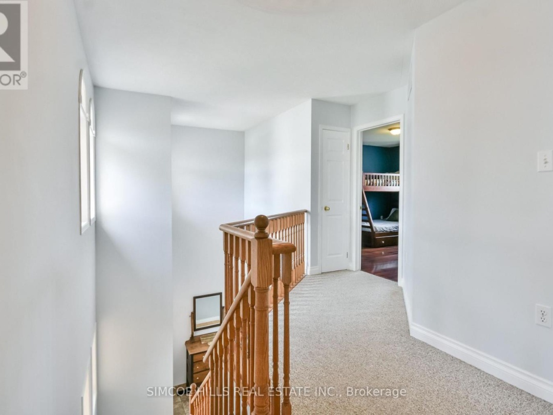 73 VANESSA DRIVE, 
