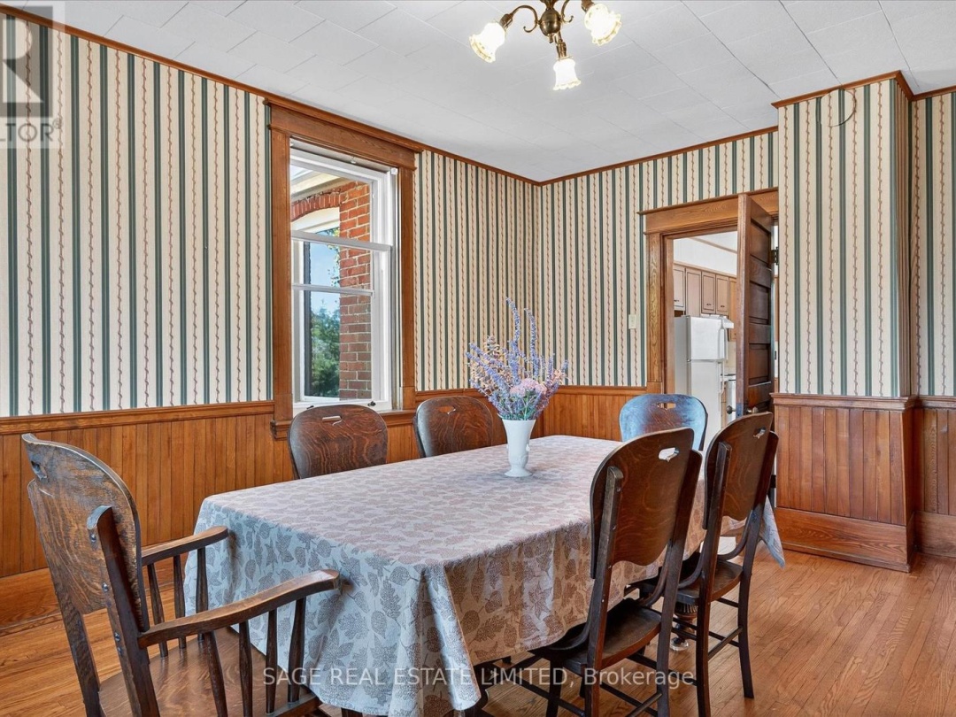 33 JOHN STREET, 