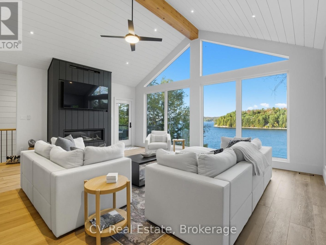 1399 BAYBREEZE LANE, Redstone Lake