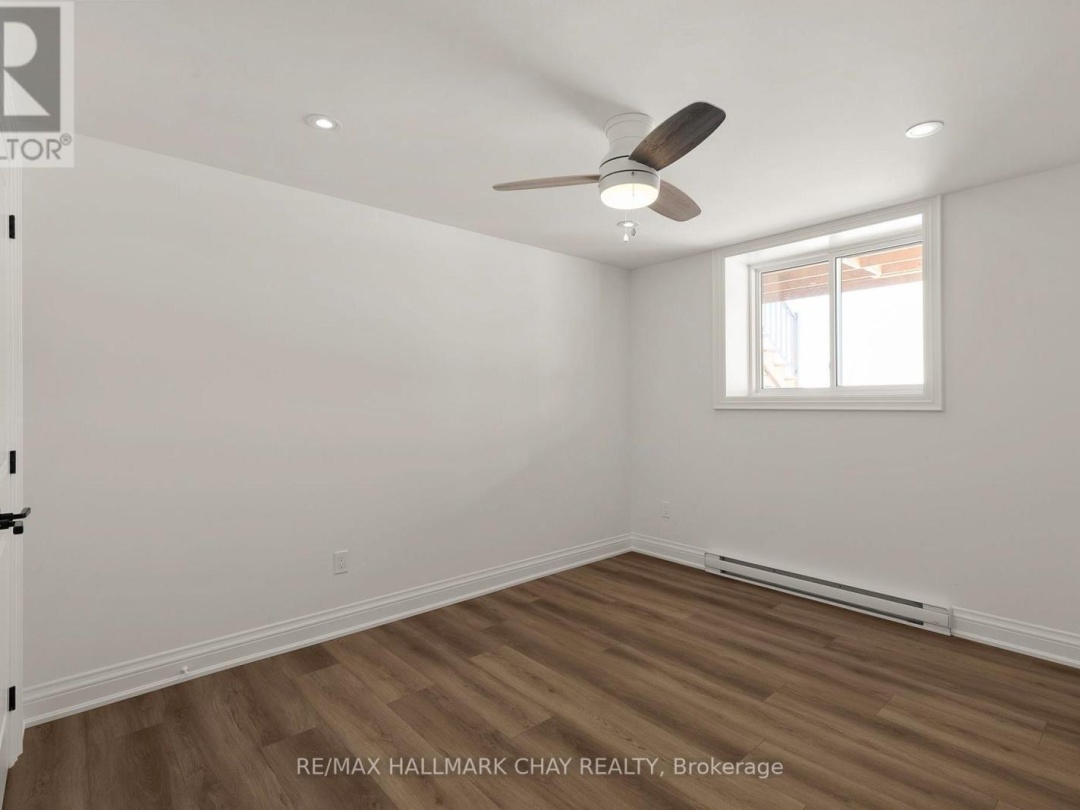 930 MARSHALL ROAD, Tiny