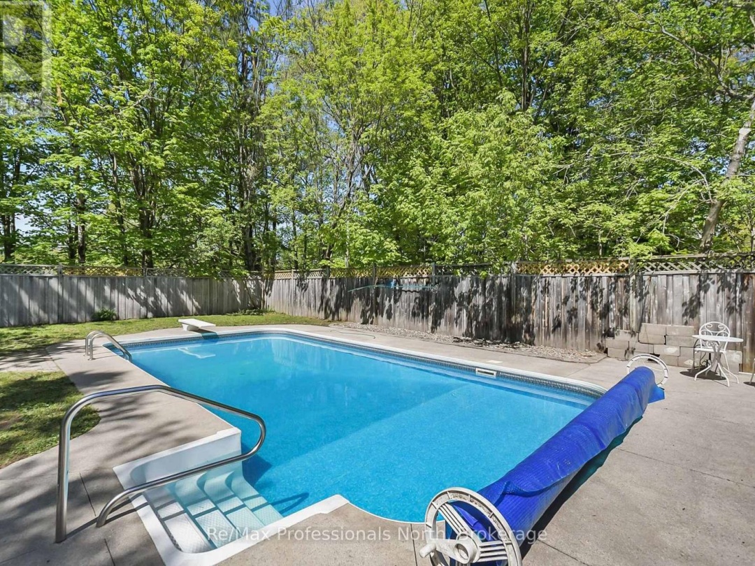 110 FRASER STREET, Gravenhurst (Muskoka (S))