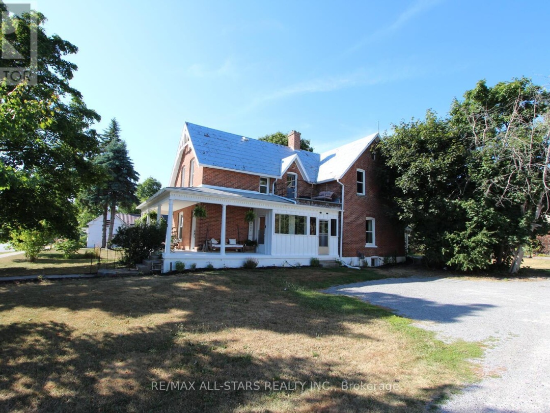 21 FRANCIS STREET E, 