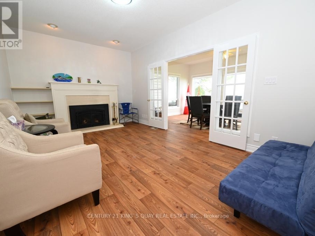 88 BAYSHORE DRIVE, Lake Simcoe