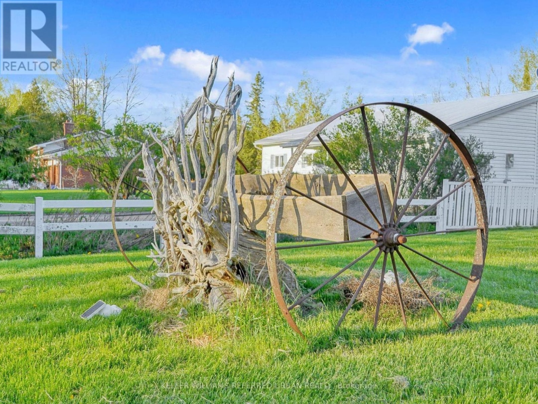 30 TRENT RIVER ROAD N, 