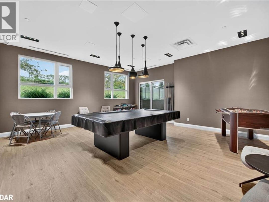 58 LAKESIDE Terrace Unit# 305, 