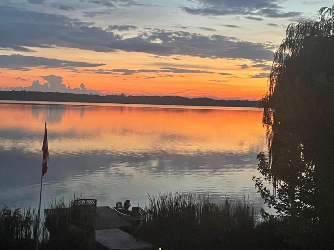 24 PLEASANT VIEW CRESCENT, 