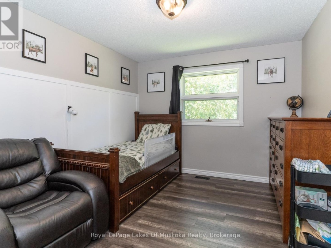220 ALEXANDER STREET, Gravenhurst (Muskoka (S))
