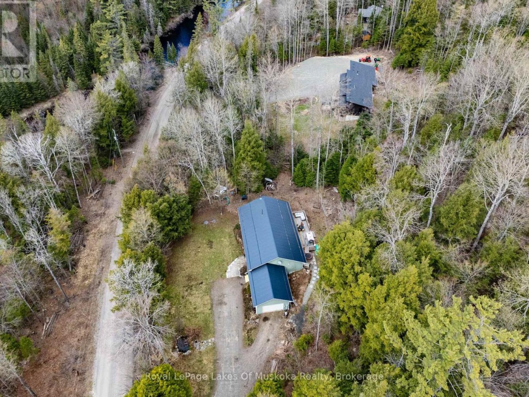 1185 MIRIAM DRIVE, Bracebridge (Oakley)