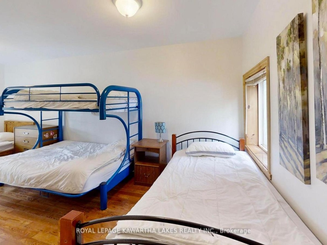 1136 SYLVAN GLEN DRIVE, Dalrymple-South Lake